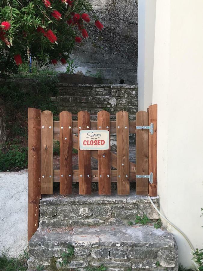 Chez Nikos Villa Kompitsion ภายนอก รูปภาพ